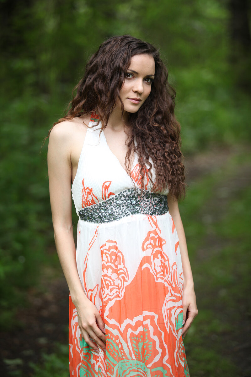 Камилла, 33